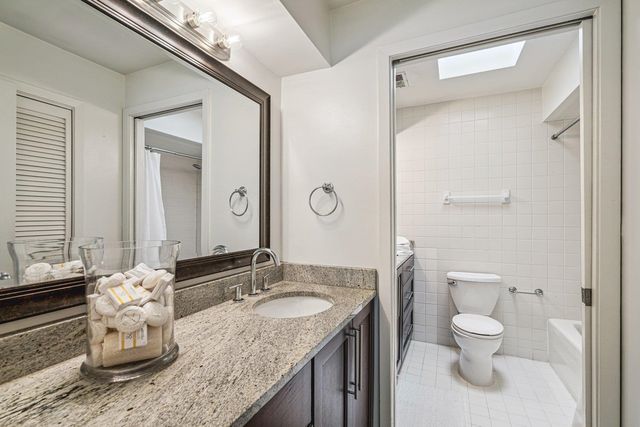 335 Riverbluff Pl Apt 3, Memphis, TN 38103