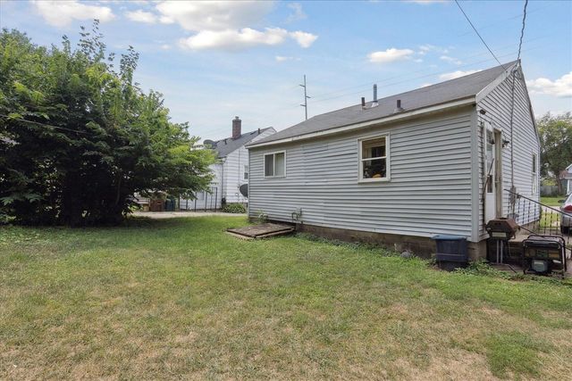 1529 S Pennsylvania Avenue, Lansing, MI 48910