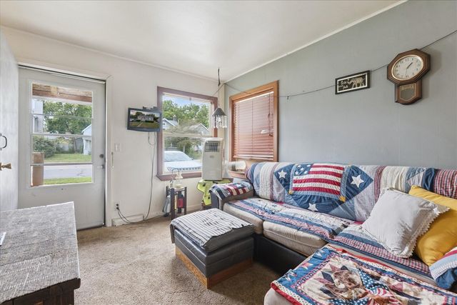 1529 S Pennsylvania Avenue, Lansing, MI 48910