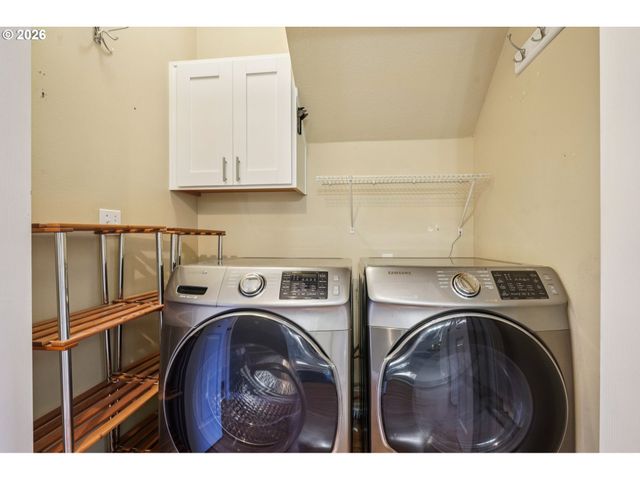 5966 FROST Ln, Lake Oswego, OR 97035