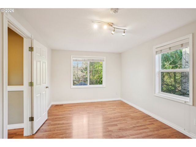 5966 FROST Ln, Lake Oswego, OR 97035