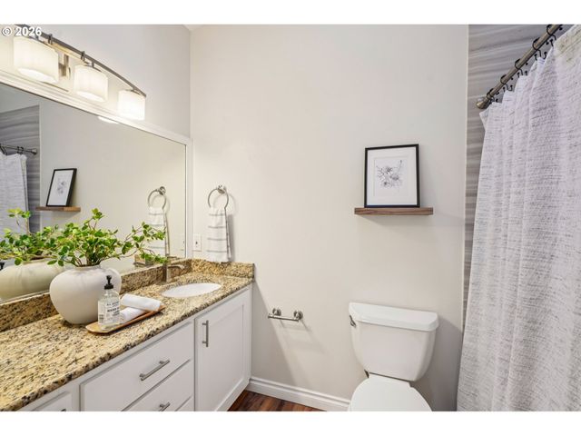 5966 FROST Ln, Lake Oswego, OR 97035