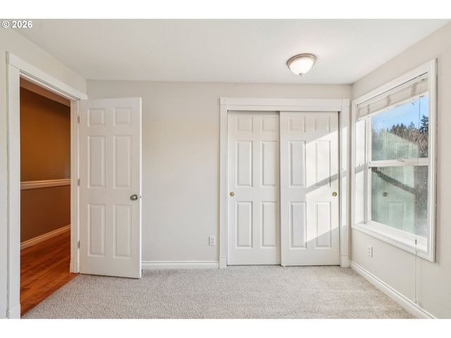 5966 FROST Ln, Lake Oswego, OR 97035