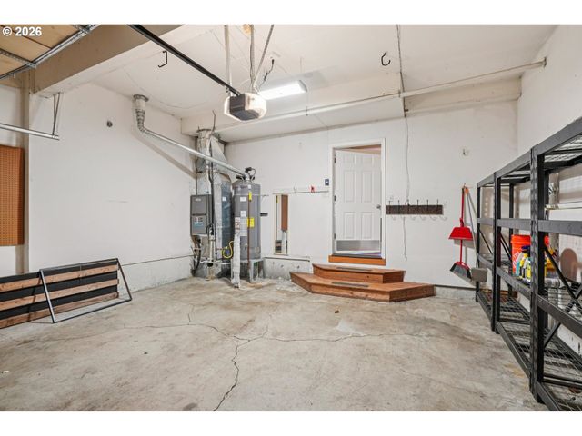 5966 FROST Ln, Lake Oswego, OR 97035