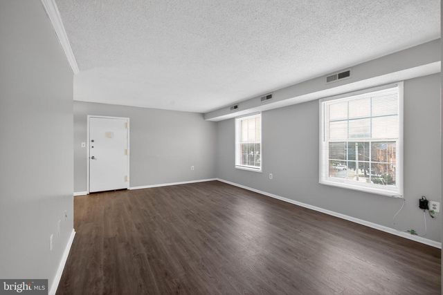 3807 SWANN RD #304, Suitland, MD 20746