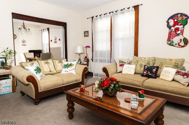 105 Knapp Ave, Clifton City, NJ 07011