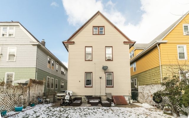 105 Knapp Ave, Clifton City, NJ 07011