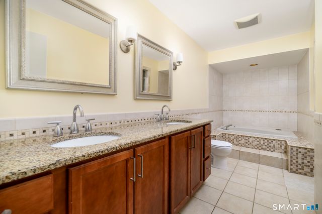 2539 Bedford Street 38C, Stamford, CT 06905