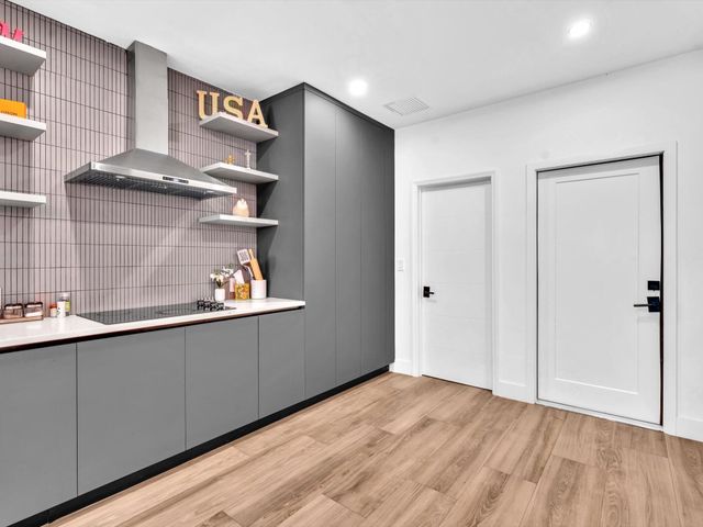 913 NE 15th Street, Fort Lauderdale, FL 33304