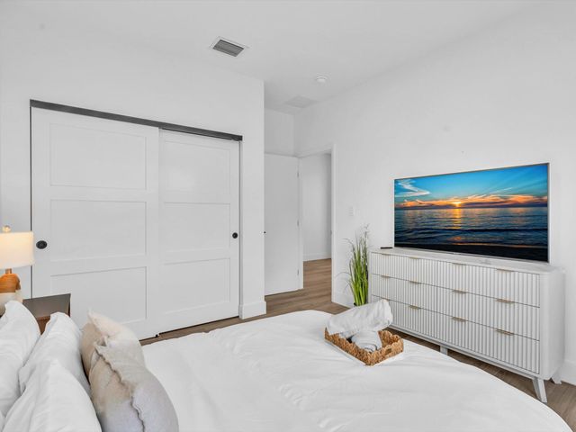 913 NE 15th Street, Fort Lauderdale, FL 33304