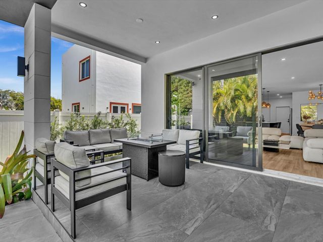 913 NE 15th Street, Fort Lauderdale, FL 33304