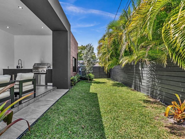 913 NE 15th Street, Fort Lauderdale, FL 33304