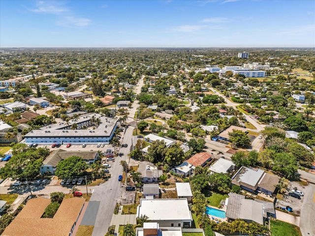 913 NE 15th Street, Fort Lauderdale, FL 33304