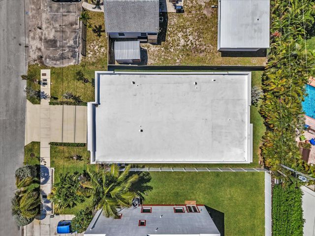 913 NE 15th Street, Fort Lauderdale, FL 33304