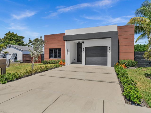 913 NE 15th Street, Fort Lauderdale, FL 33304