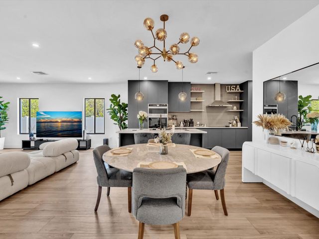 913 NE 15th Street, Fort Lauderdale, FL 33304