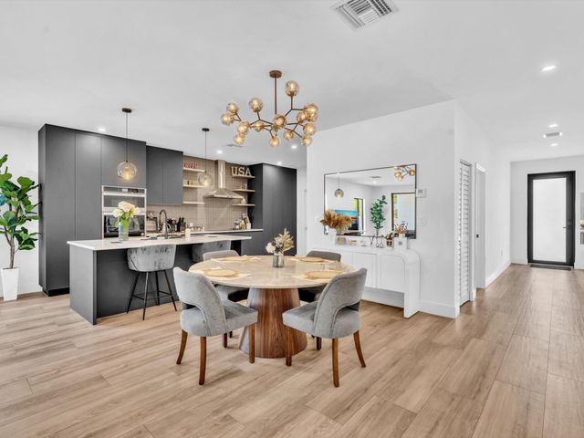 913 NE 15th Street, Fort Lauderdale, FL 33304