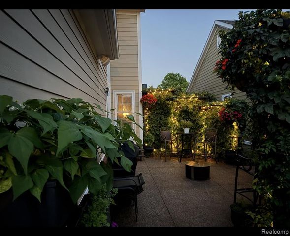 830 Constitution Street, Canton, MI 48188