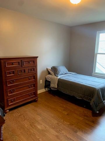 830 Constitution Street, Canton, MI 48188