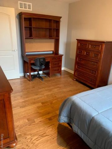 830 Constitution Street, Canton, MI 48188