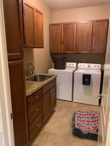 830 Constitution Street, Canton, MI 48188