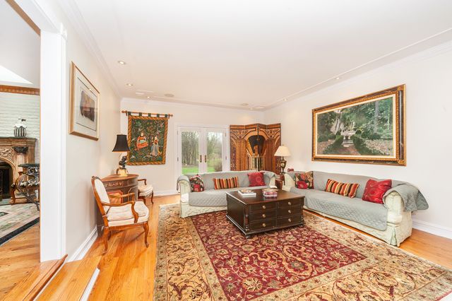 1866 S Wilson Drive, Lake Forest, IL 60045