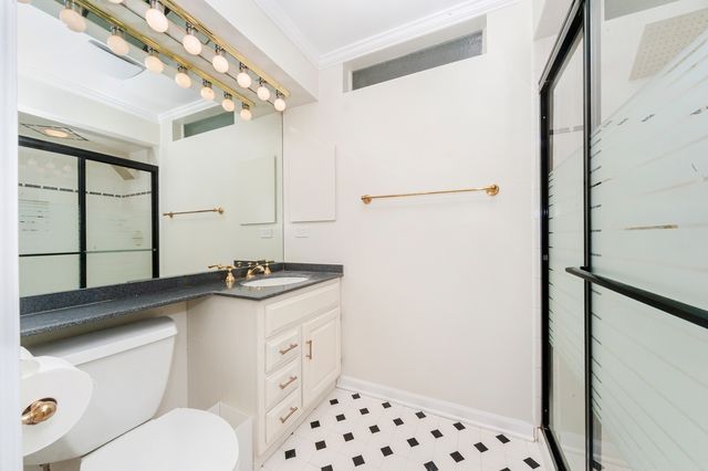 1866 S Wilson Drive, Lake Forest, IL 60045