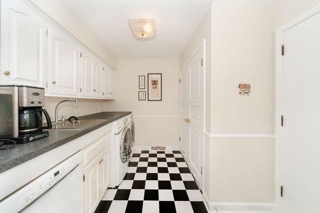 1866 S Wilson Drive, Lake Forest, IL 60045