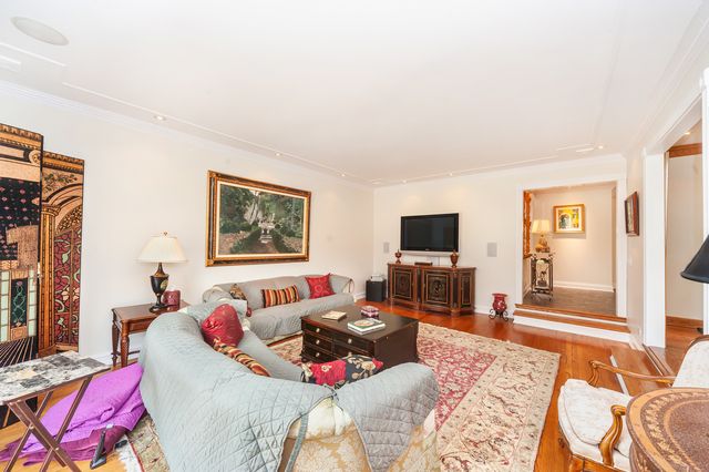 1866 S Wilson Drive, Lake Forest, IL 60045