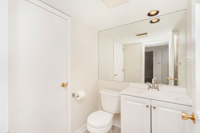 1866 S Wilson Drive, Lake Forest, IL 60045