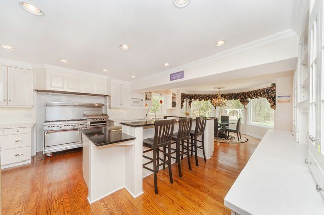 1866 S Wilson Drive, Lake Forest, IL 60045