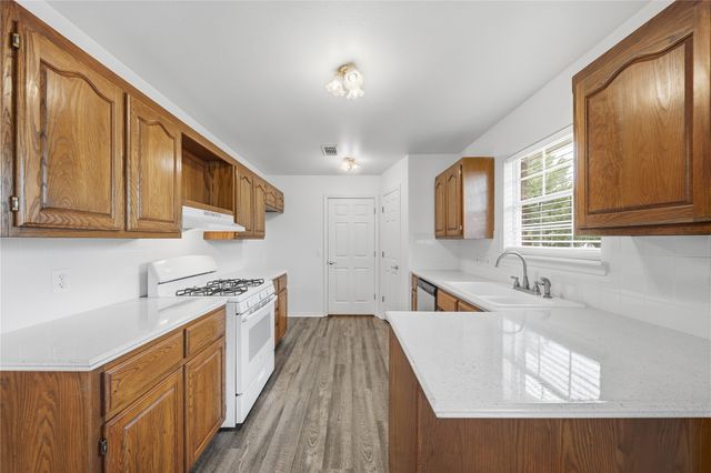 3507 S Christine Lane, Sand Springs, OK 74063