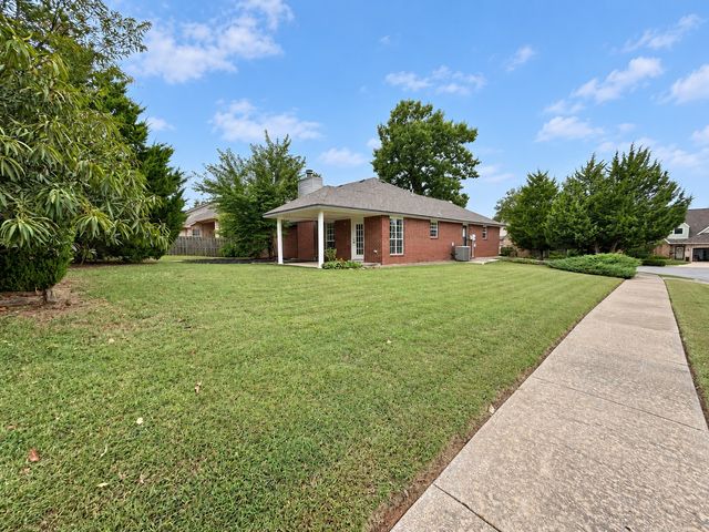 3507 S Christine Lane, Sand Springs, OK 74063