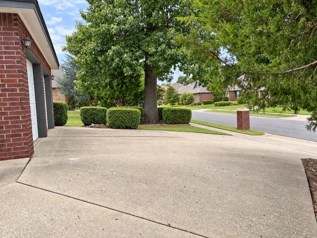3507 S Christine Lane, Sand Springs, OK 74063