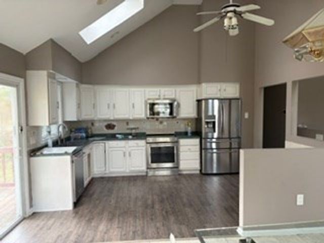 67 Cambridge Road 1, Woburn, MA 01801