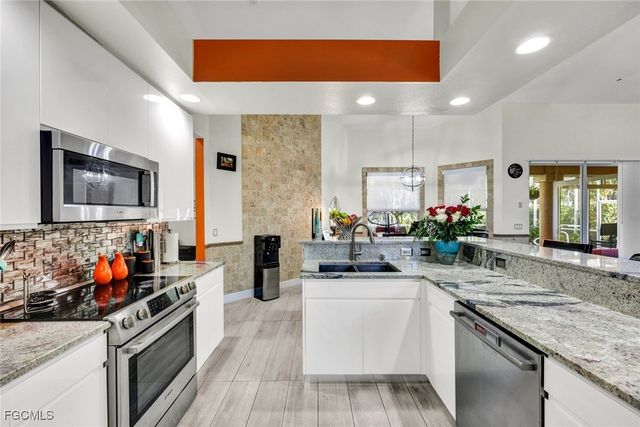 8596 Southwind Bay CIR, Fort Myers, FL 33908