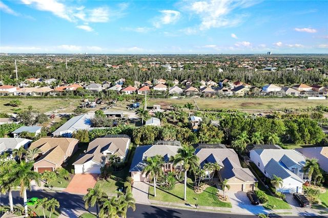 8596 Southwind Bay CIR, Fort Myers, FL 33908