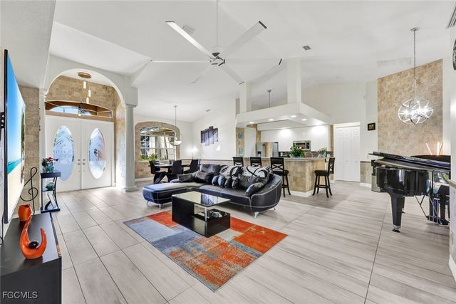 8596 Southwind Bay CIR, Fort Myers, FL 33908