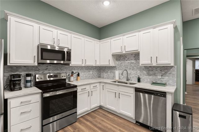 1313 Culbertson Avenue, New Albany, IN 47150