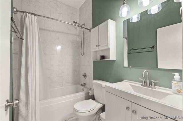 1313 Culbertson Avenue, New Albany, IN 47150