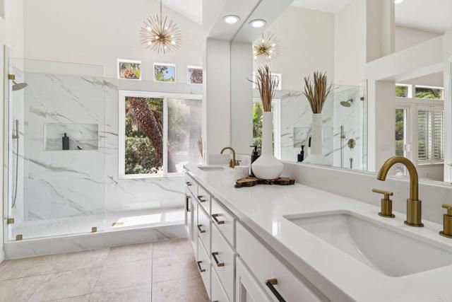 1747 Crescent Knolls, Escondido, CA 92029