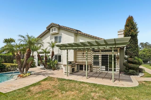 1747 Crescent Knolls, Escondido, CA 92029