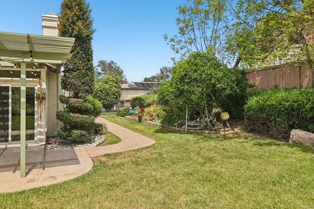 1747 Crescent Knolls, Escondido, CA 92029