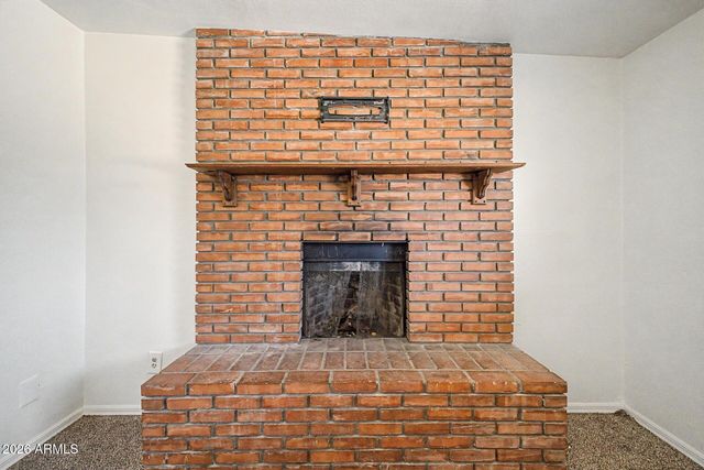 2355 W PAMPA Avenue, Mesa, AZ 85202