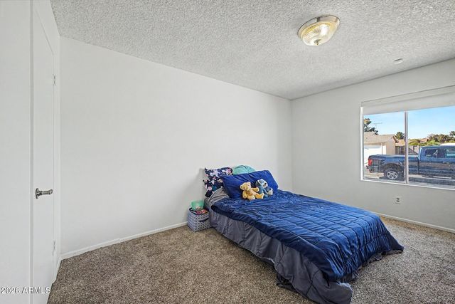 2355 W PAMPA Avenue, Mesa, AZ 85202