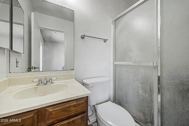 2355 W PAMPA Avenue, Mesa, AZ 85202