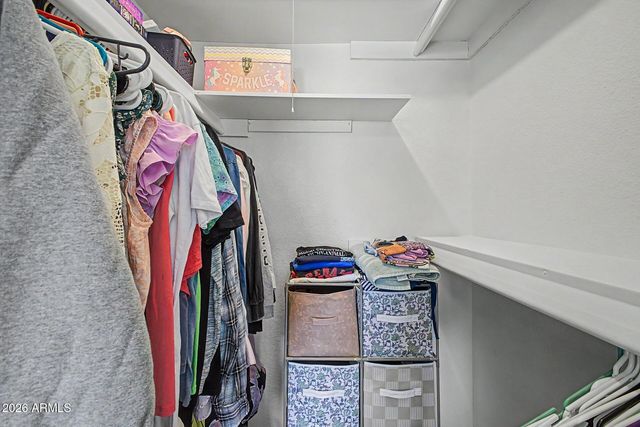 2355 W PAMPA Avenue, Mesa, AZ 85202