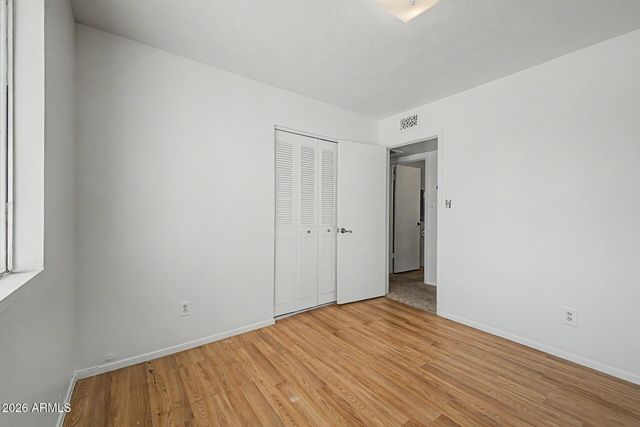 2355 W PAMPA Avenue, Mesa, AZ 85202