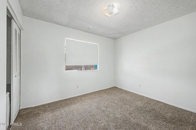 2355 W PAMPA Avenue, Mesa, AZ 85202