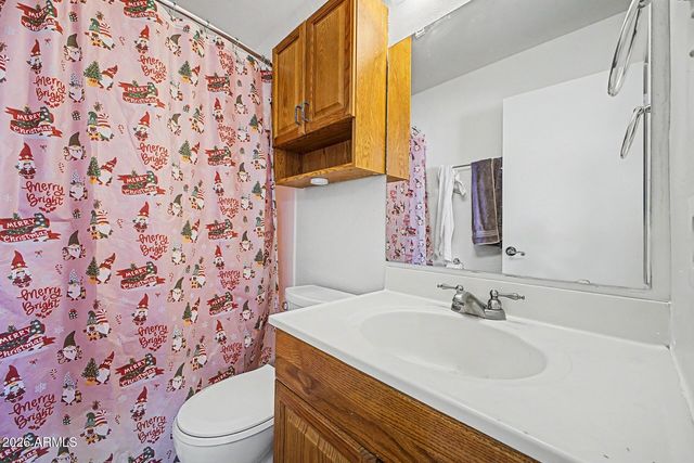 2355 W PAMPA Avenue, Mesa, AZ 85202